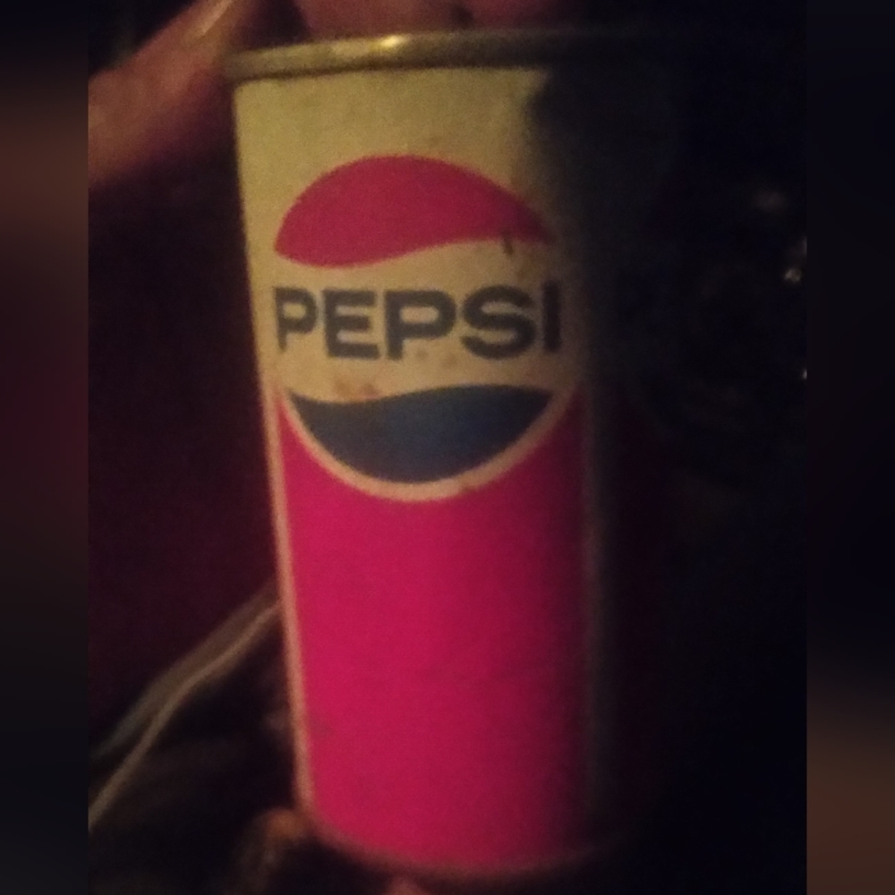 Vintage pepsi can empty